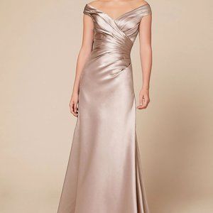 Dear Cleo Piper Champagne Satin Bridesmaid Dress Size 0 Sandalwood - WORN ONCE
